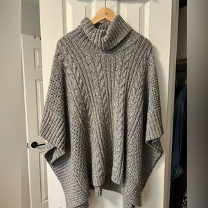 GAP Gray Cable-Knit Turtleneck Poncho